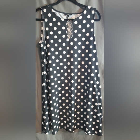 MSK Dresses & Skirts - MSK Black and White Polka Dot Dress with Ring Detail